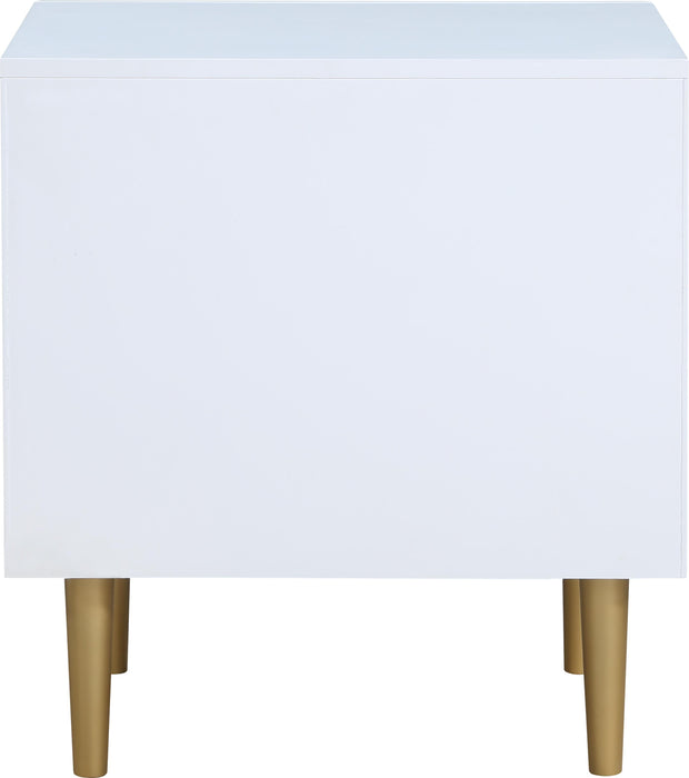 Zayne White Night Stand