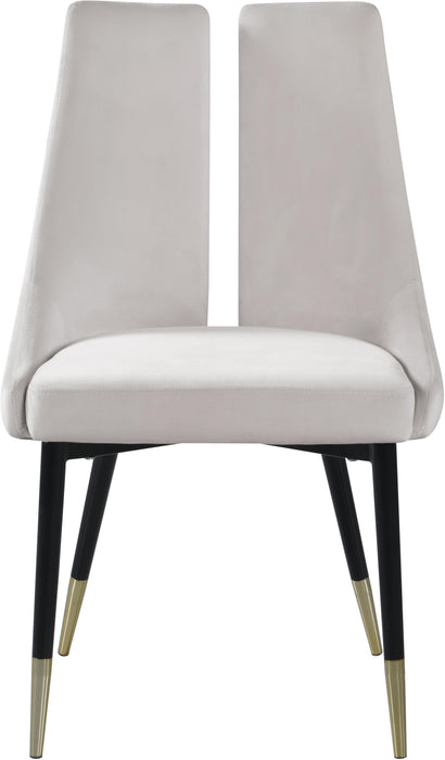 Sleek Cream Velvet Dining Chair